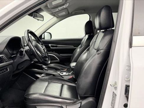 Used 2021 Kia Telluride LX FWD image 14