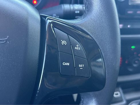 Used 2022 RAM ProMaster City Tradesman FWD image 23