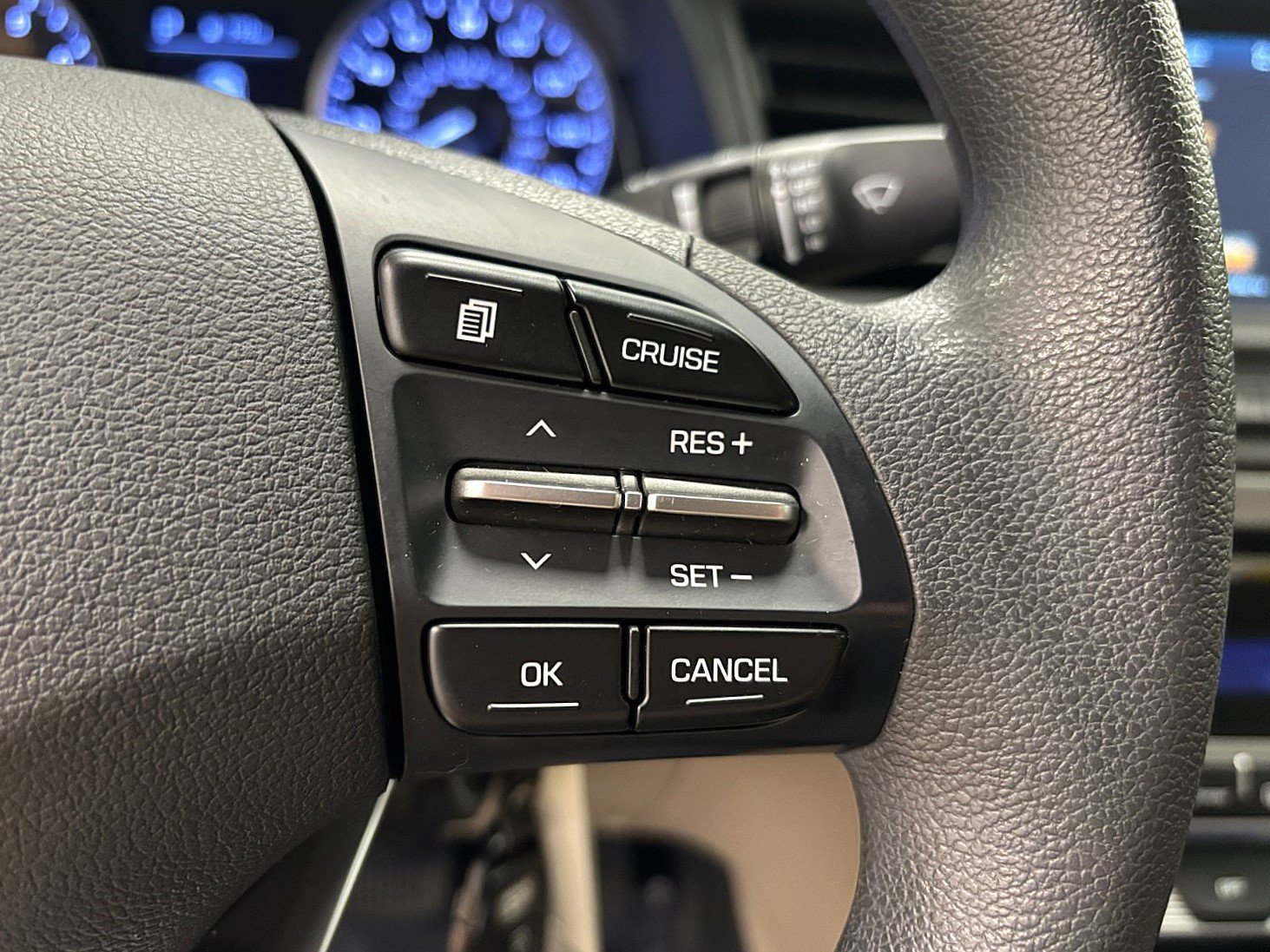 Used 2020 Hyundai Elantra SEL FWD image 27