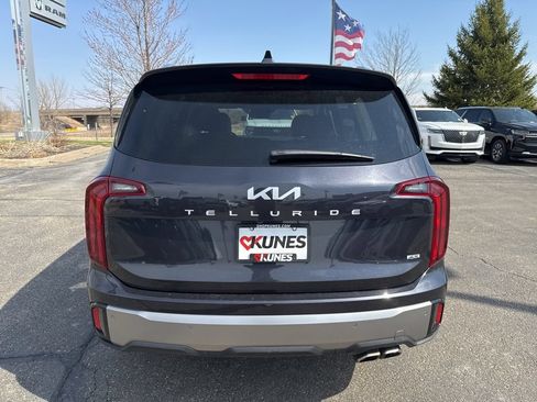 Used 2025 Kia Telluride S AWD/4WD image 4