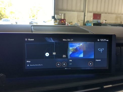 Used 2025 Hyundai Santa Fe Limited image 49