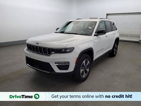 Used 2023 Jeep Grand Cherokee 4WD 4xe image 1