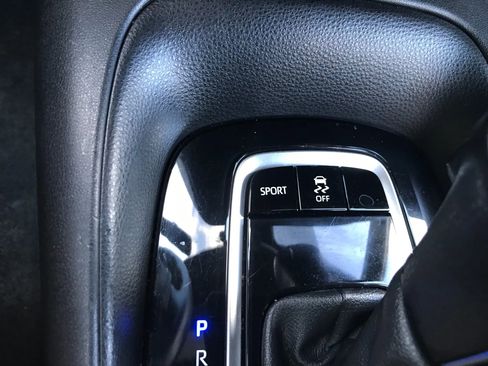 Used 2022 Toyota Corolla SE image 25