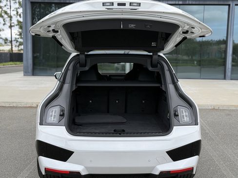 Used 2025 BMW iX xDrive50 image 15