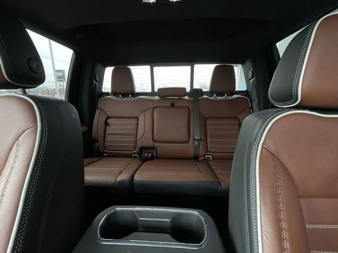 Certified 2025 GMC Sierra 2500 Denali Ultimate image 20