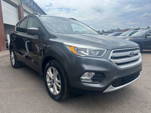 Used 2018 Ford Escape SE w/ SE Sync 3 Package image 7