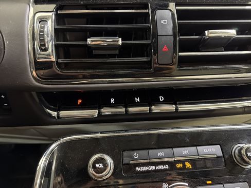 Used 2021 Lincoln Navigator L Black Label w/ Cargo Convenience Package image 21