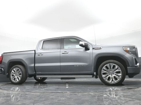 Used 2022 GMC Sierra 1500 Denali w/ Denali Premium Package AWD/4WD image 38