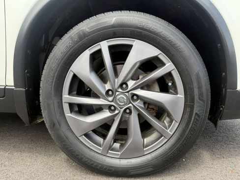 Used 2016 Nissan Rogue SL AWD/4WD image 3