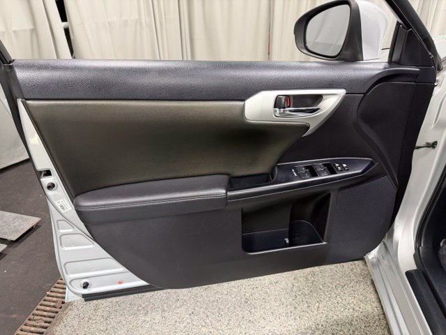 Used 2012 Lexus CT 200h Premium w/ Premium Audio Pkg FWD image 19