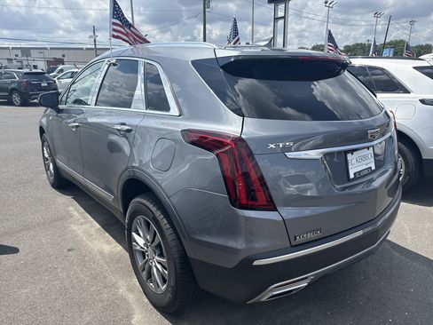 Used 2021 Cadillac XT5 Premium Luxury w/ LPO, Premium Carpet Package image 8