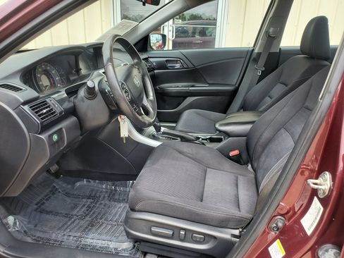 Used 2015 Honda Accord Sport image 31