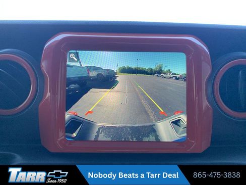 Used 2022 Jeep Gladiator Mojave w/ Cold Weather Group AWD/4WD image 23