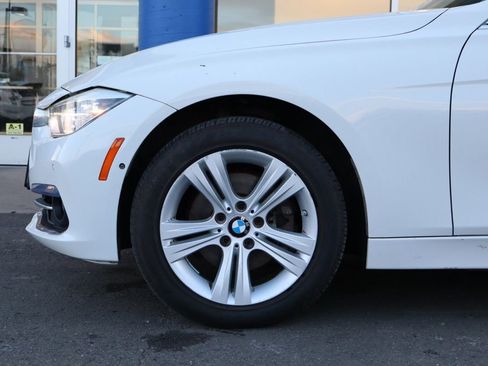 Used 2017 BMW 330i xDrive Wagon image 27