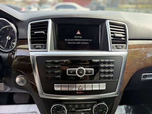 Used 2015 Mercedes-Benz ML 350 4MATIC image 23