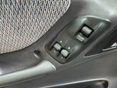 Used 1997 Dodge Dakota SLT image 16