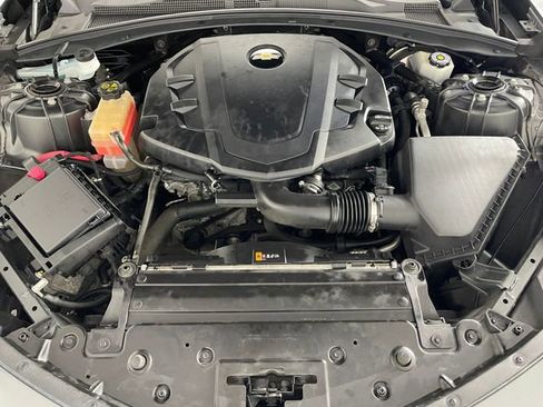 Used 2017 Chevrolet Camaro LT RWD image 20