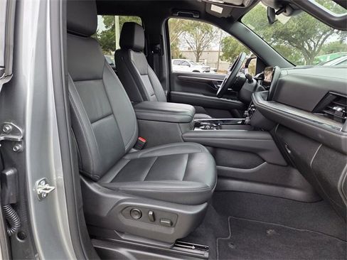 Certified 2025 Chevrolet Tahoe LT image 27