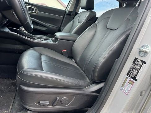 Used 2023 Kia Sorento X-Line EX image 5