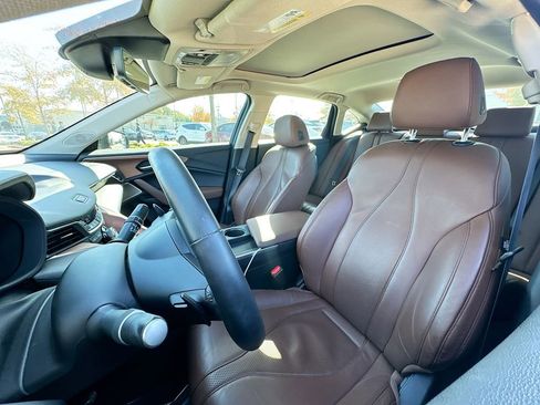 Used 2023 Acura TLX w/ Technology Package image 7