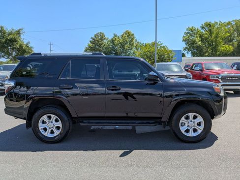 Used 2024 Toyota 4Runner SR5 AWD/4WD image 2