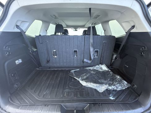 Used 2022 Subaru Ascent Touring image 36