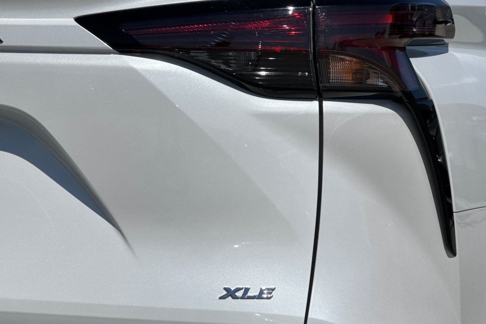 Used 2026 Toyota Sienna XLE FWD image 29