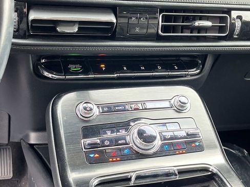 Used 2021 Lincoln Nautilus Reserve w/ Equipment Group 202A image 32