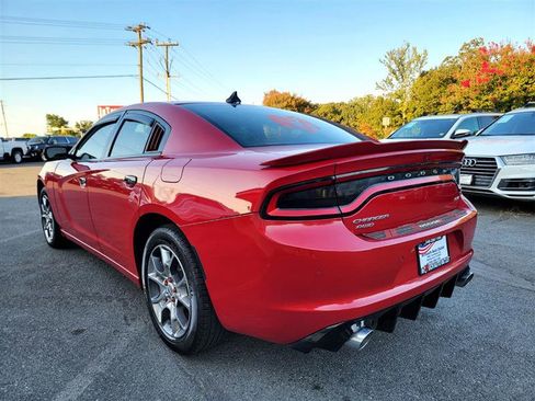 Used 2015 Dodge Charger SXT w/ AWD Plus Group image 8