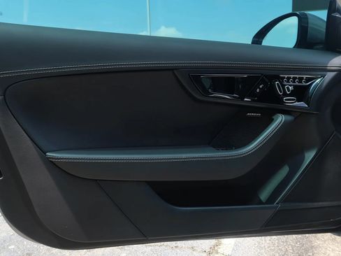 Used 2020 Jaguar F-TYPE R AWD/4WD image 43