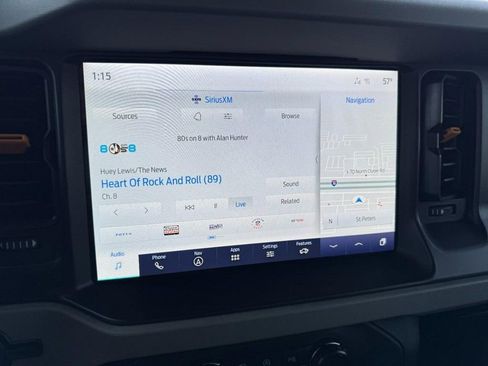 Used 2023 Ford Bronco Badlands image 18