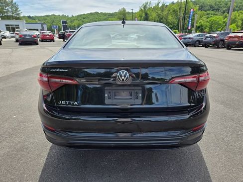 Used 2024 Volkswagen Jetta S FWD image 8