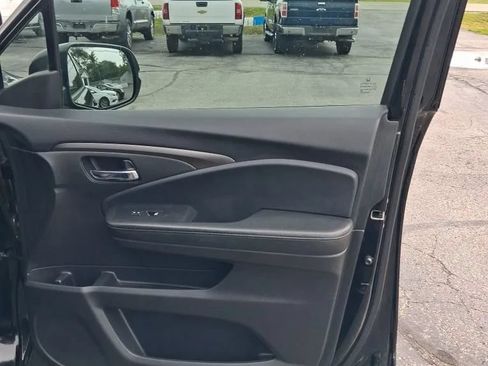 Used 2019 Honda Passport Sport image 29