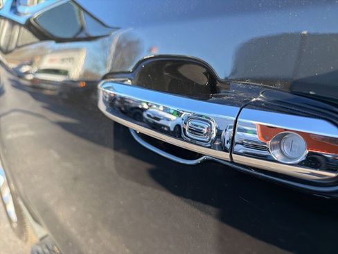 Certified 2021 Chevrolet Silverado 1500 LTZ w/ Technology Package image 52