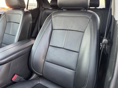 Used 2022 Chevrolet Equinox Premier image 27