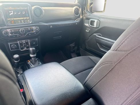 Used 2023 Jeep Wrangler Unlimited w/ 8.4" Radio Group AWD/4WD image 25