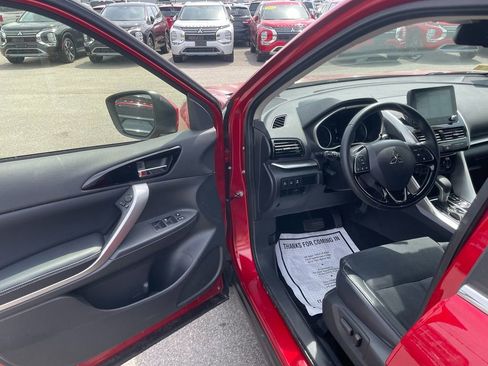 Used 2024 Mitsubishi Eclipse Cross SE AWD/4WD image 10