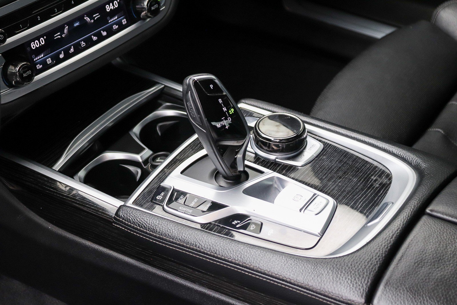 Used 2017 BMW 740i RWD image 25