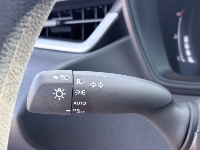 Used 2026 Toyota Corolla LE FWD image 15