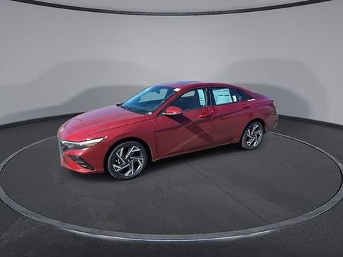 New 2026 Hyundai Elantra Limited image 8