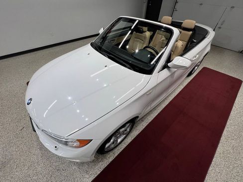 Used 2013 BMW 128i Convertible image 20