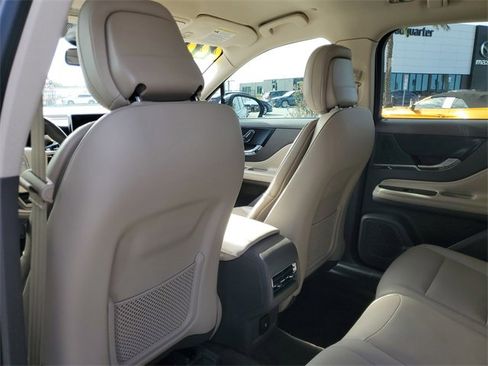 Used 2020 Lincoln Corsair Standard image 9