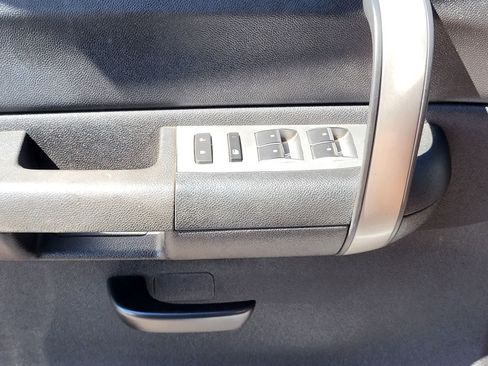 Used 2007 Chevrolet Silverado 2500 LT w/ 1LT Convenience Package AWD/4WD image 17