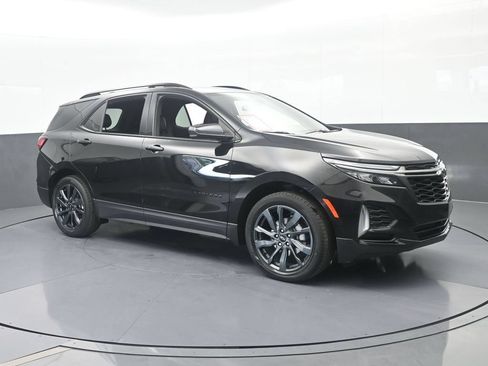Used 2023 Chevrolet Equinox RS FWD image 8
