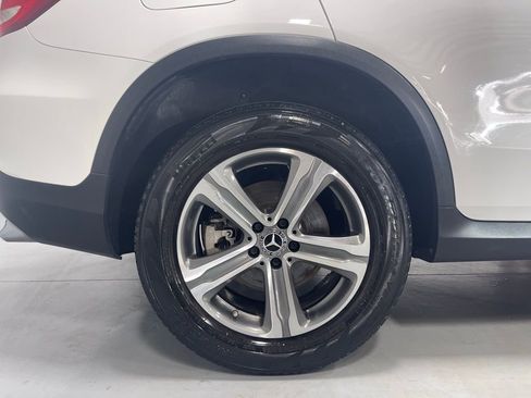 Used 2019 Mercedes-Benz GLC 300 4MATIC image 15