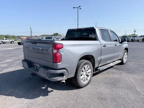 Used 2020 Chevrolet Silverado 1500 Custom w/ Infotainment Package RWD image 5