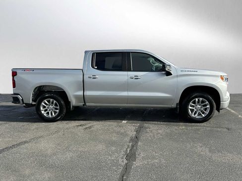 Used 2022 Chevrolet Silverado 1500 RST image 8