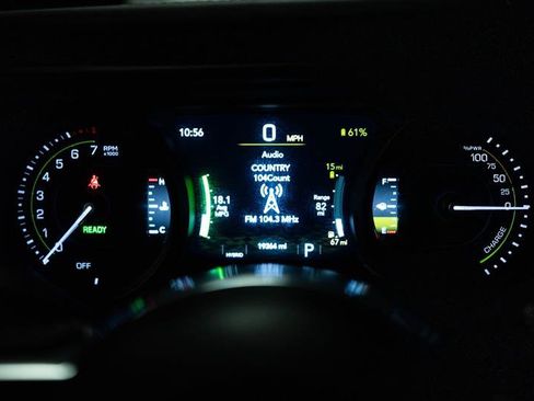 Used 2025 Jeep Wrangler Unlimited Sahara image 16