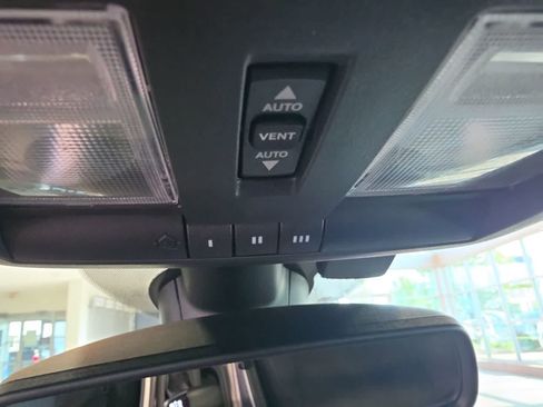 Used 2021 Dodge Challenger R/T Scat Pack RWD image 29