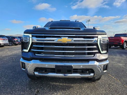 Used 2024 Chevrolet Silverado 2500 LTZ w/ LTZ Convenience Package image 45